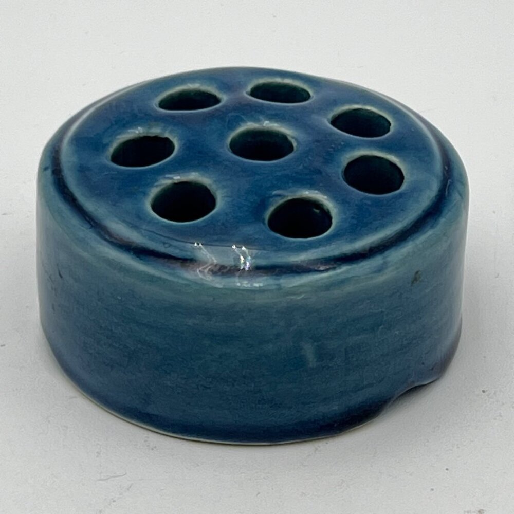Vintage Art Pottery Blue 8 Hole Flower Frog Mottled Glaze Vase Frog Japan 3"